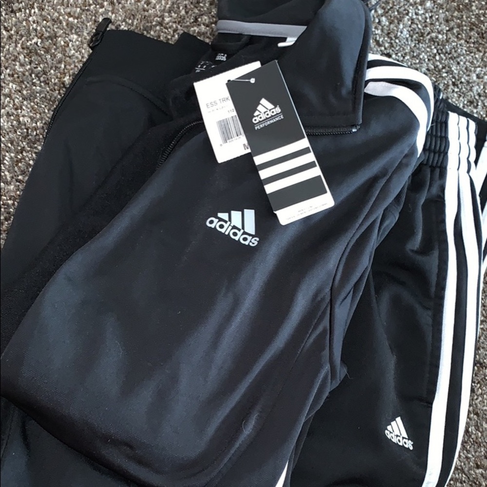 Men’s Adidas Sweatpant Outfit